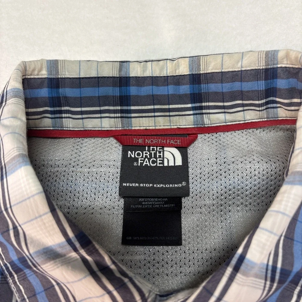 The North Face‎ Breathable Button Up Short Sleeve Shirt Blue And White- Large